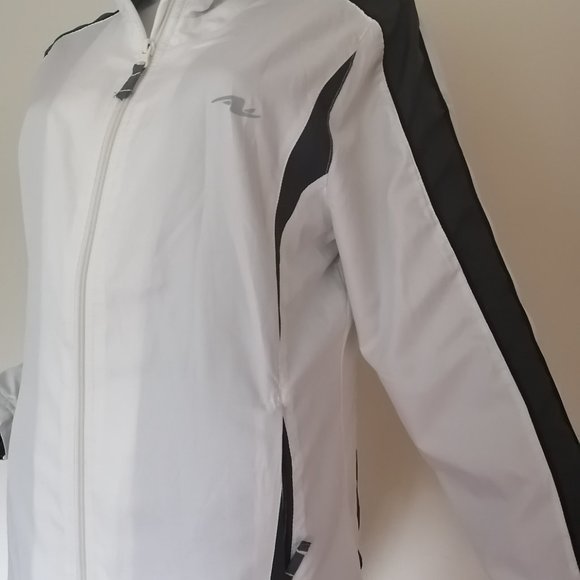 ATHLETIC WORKS S - Picture 3 of 4